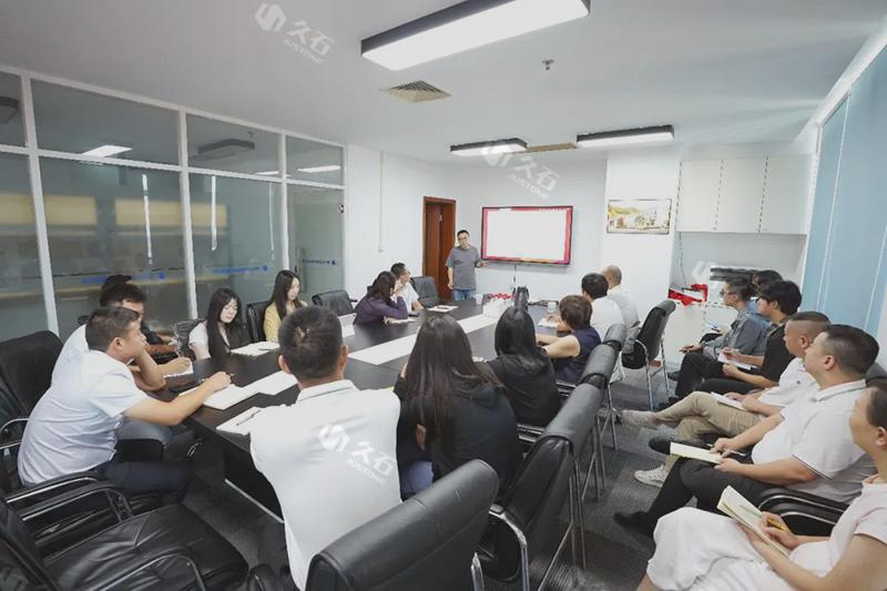 1759197963205993.jpg 640.webp (15).jpg